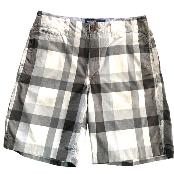 American Eagle Outfitters Vintage Look Plaid Khaki Shorts. 10 inch. Size 34 - Picture 1 of 10